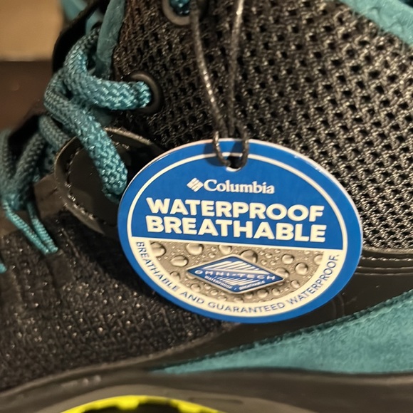 Columbia Women's Trailstorm™ Mid Waterproof Shoe - Picture 8 of 8